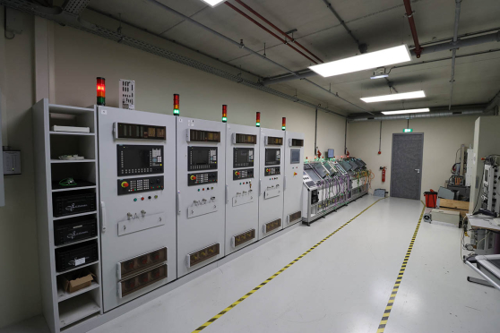 JC-Electronics in "How it's done plus"