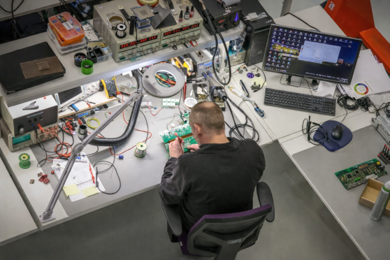 Smart strategies for end of life components